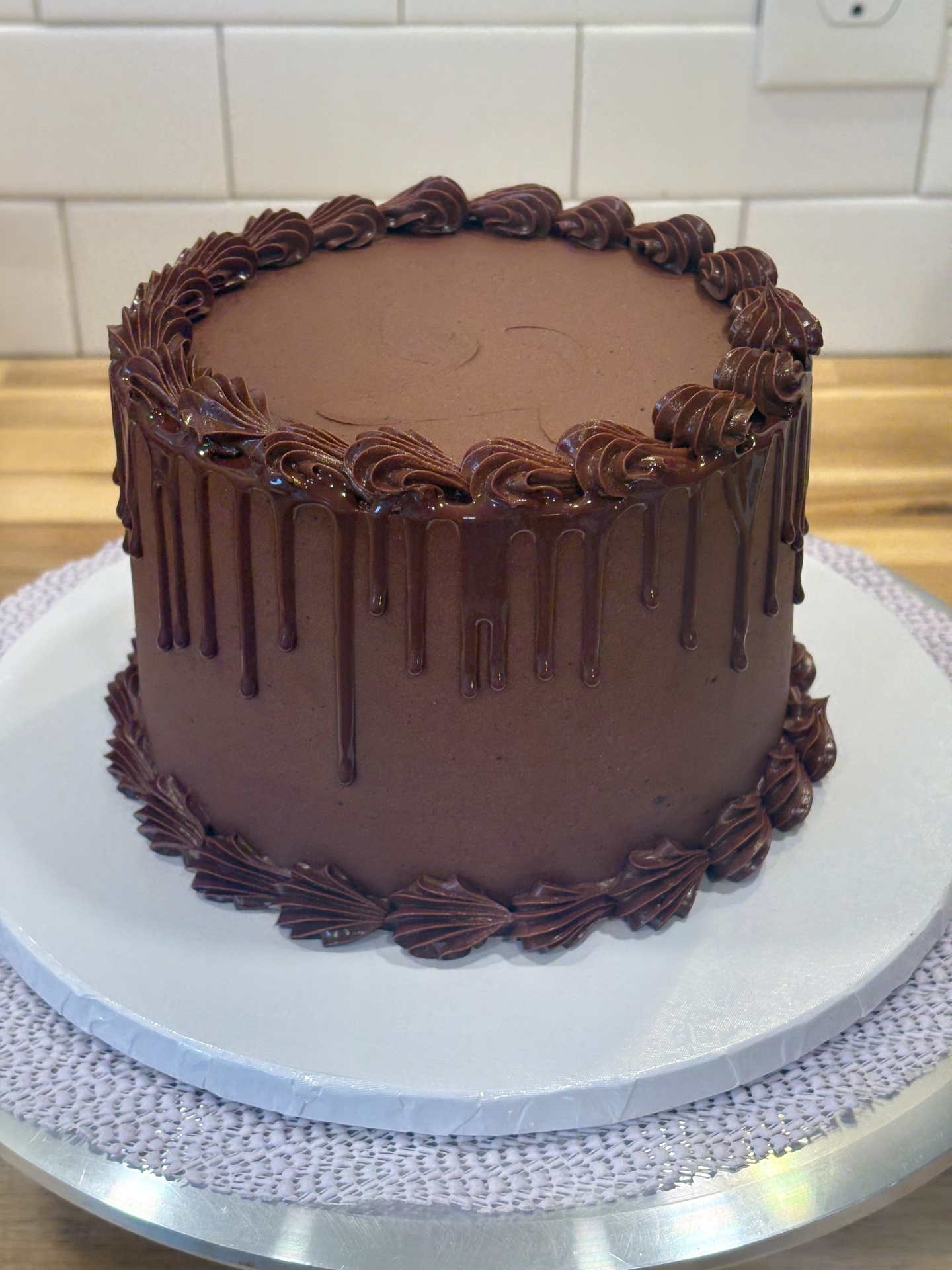 Chocolate drip cake